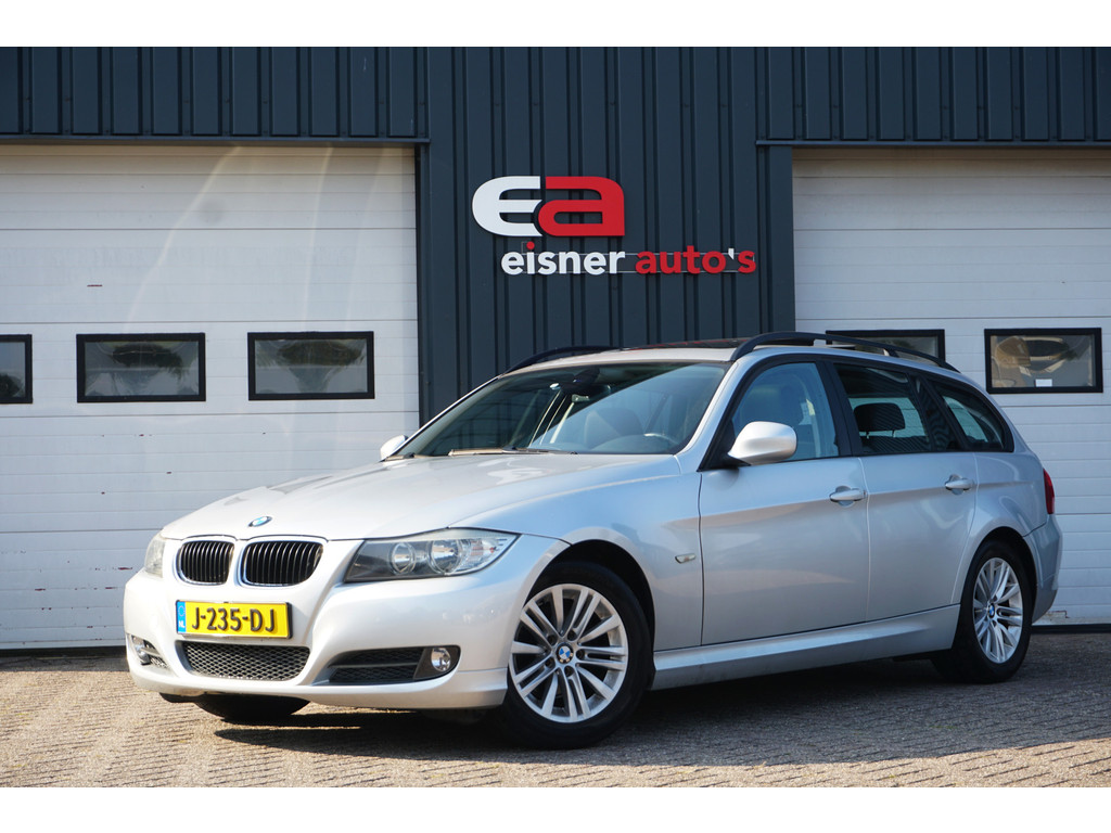 BMW 3 Serie Touring 318i Automaat | PANO DAK | STOELVERW. | ECC |